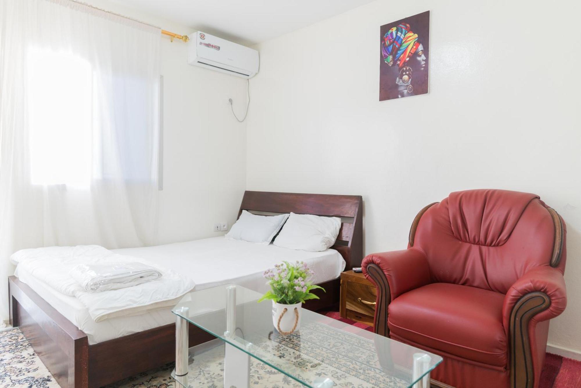 Residence Kane Diallo- Appartements Elegants Et Centraux A Dakar Eksteriør bilde